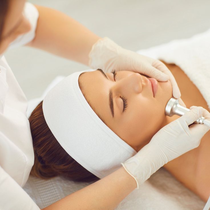 Dermaplaning & Microdermabrasion